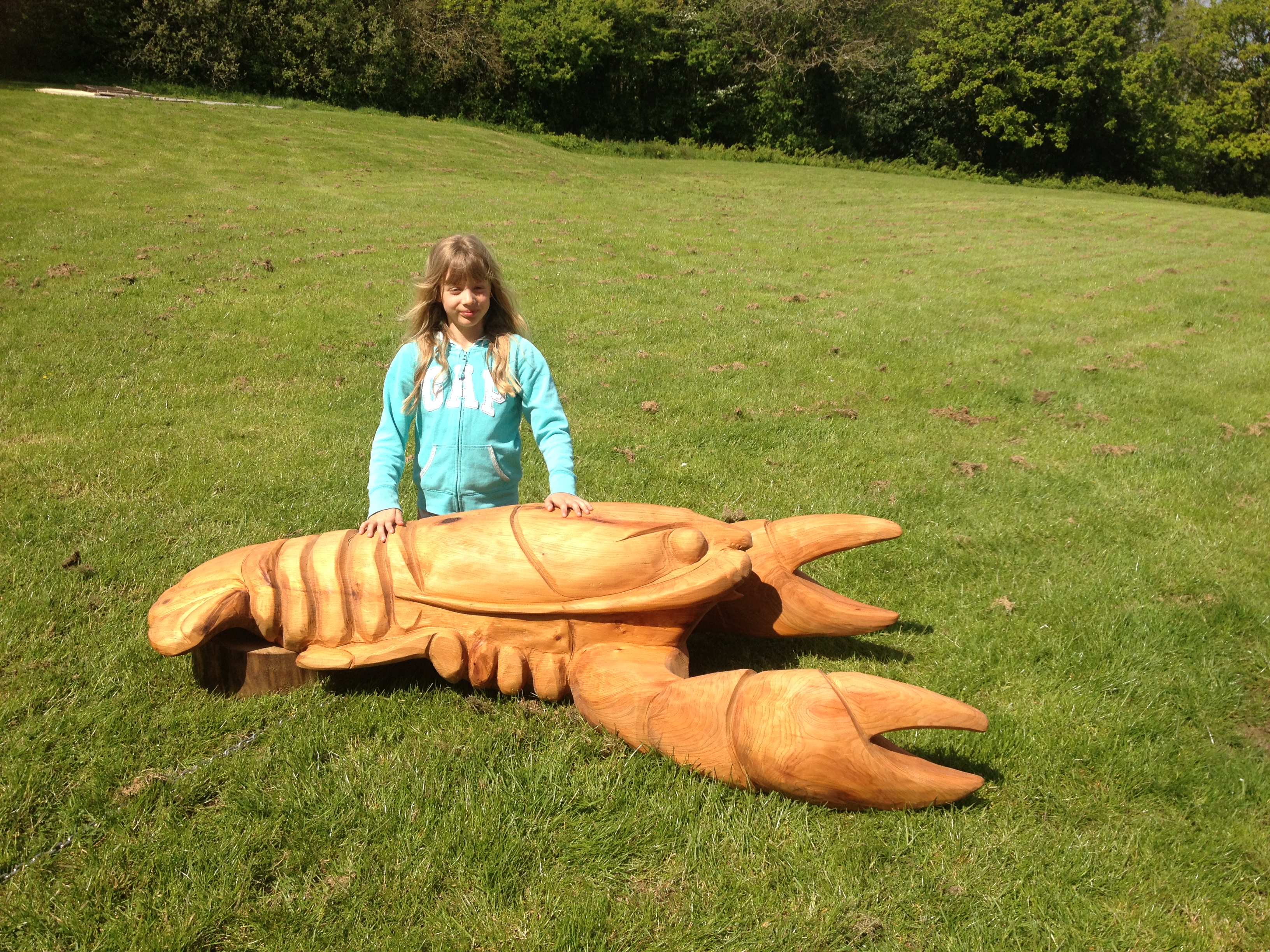 Giant crayfish sculpture installed at Roadford reservoir