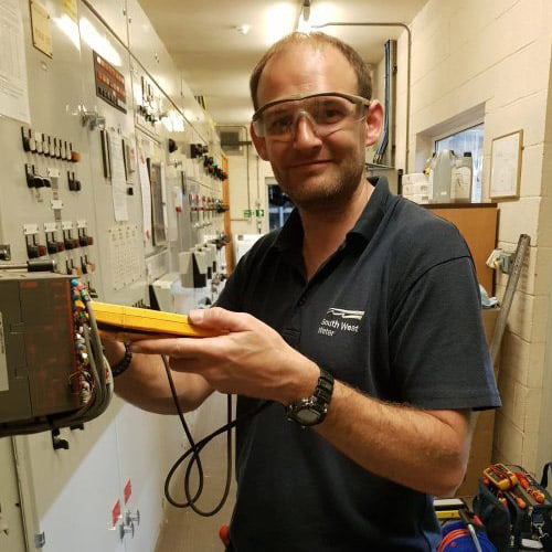 Meet our #KeyWorker Gavin Harris, Electrical craftsperson ⚡